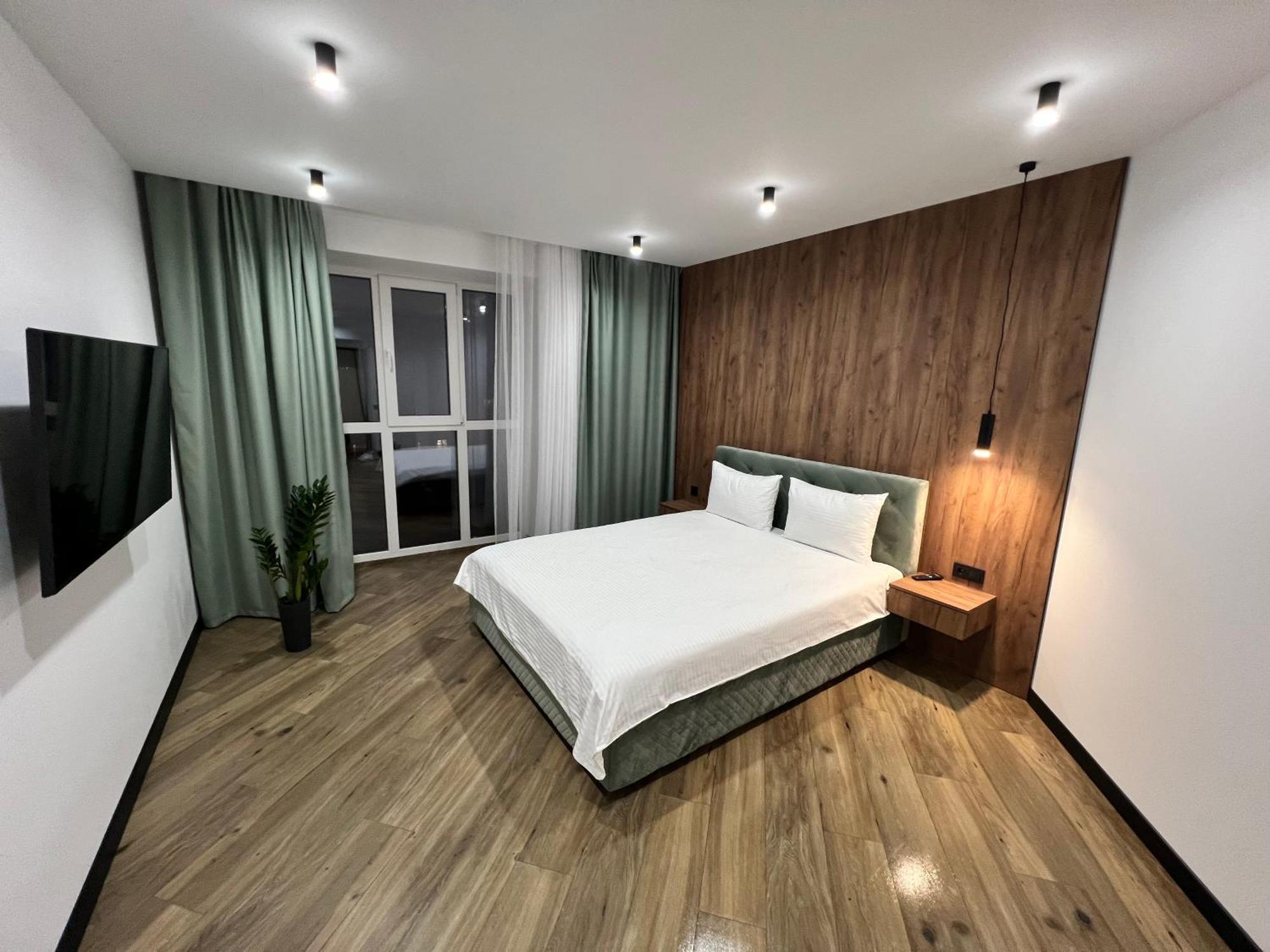 Люкс Апартаменти Район Автовокзалу В Жкарена Та Жк Great House Поблизу Обласноі Лікарні Rivne Exteriér fotografie