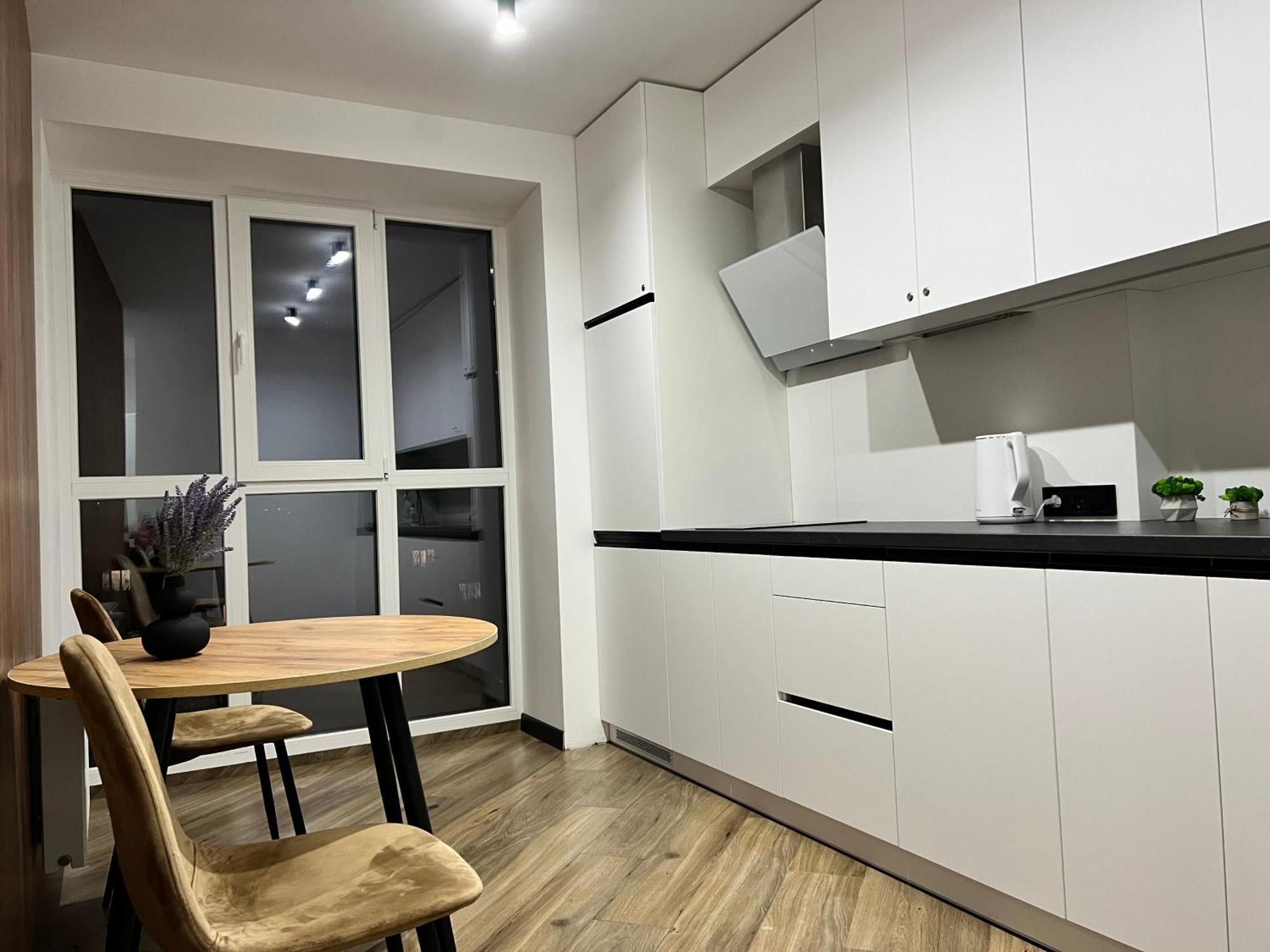Люкс Апартаменти Район Автовокзалу В Жкарена Та Жк Great House Поблизу Обласноі Лікарні Rivne Exteriér fotografie